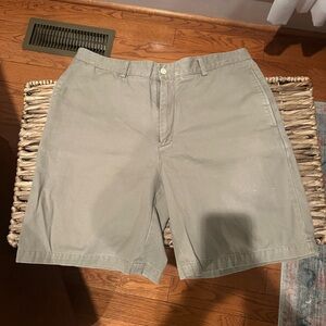 Vineyard Vines Men's Khaki Flat Front Shorts